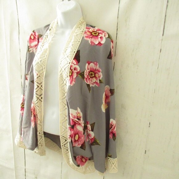 Umgee Kimono Cardigan S Small Gray Floral Crochet Lace Cocoon Boho Peasant - Picture 3 of 6
